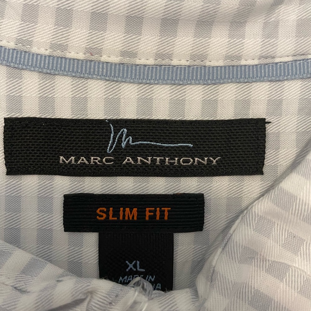 Men’s button down 👔 - Picture 2 of 2